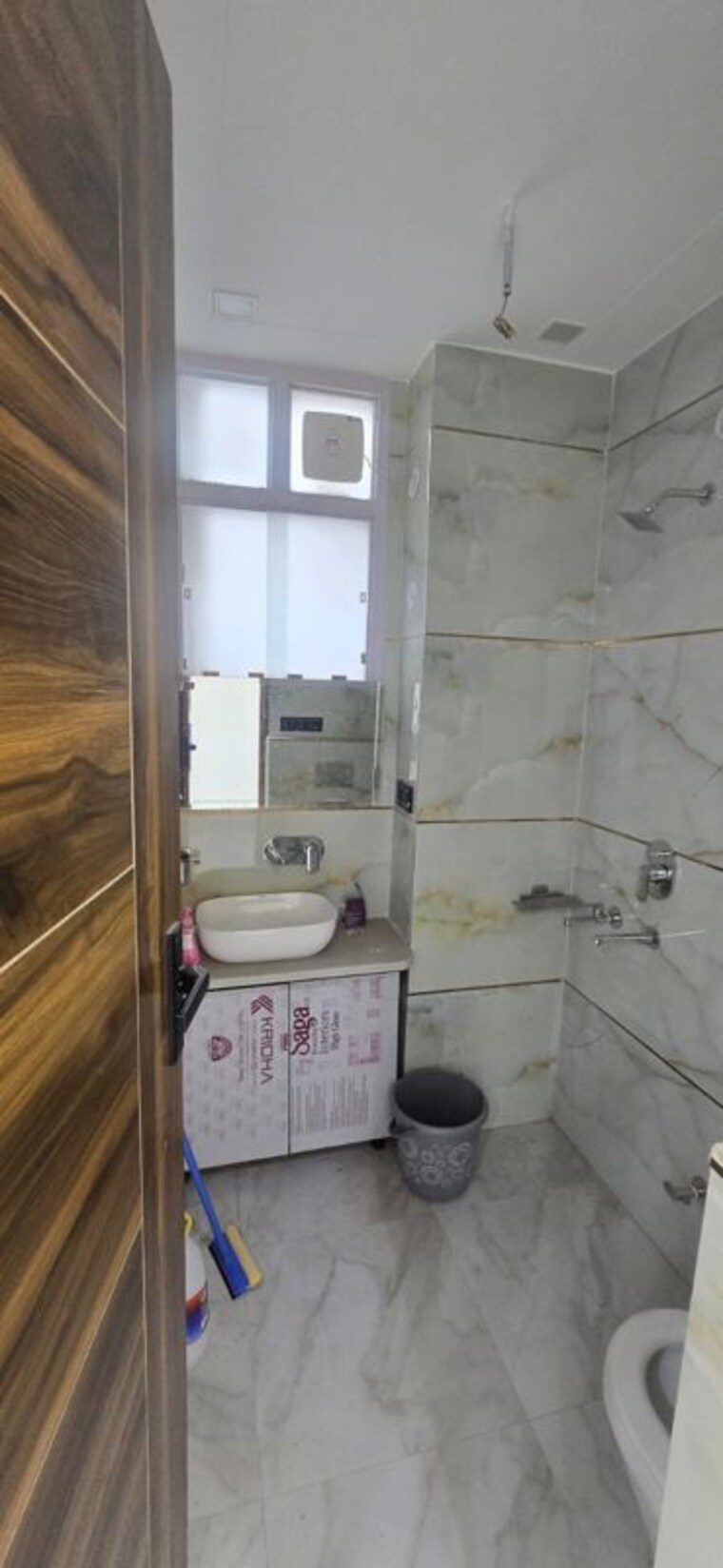 Bathroom, puri-kohinoor 3 Bedroom 150 Sq.Yd. Builder Floor In Sector 89 Faridabad 10312950