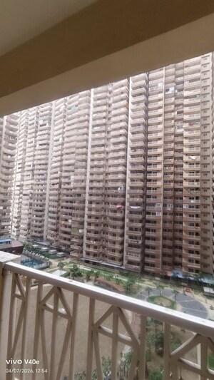 2 BHK Apartment – Exterior View View at Gaur City 7th Avenue, Sector 4 Greater Noida - for Rent