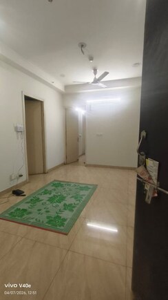 2 BHK Apartment For Rent in Gaur City 7th Avenue