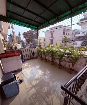 Balcony in 2 BHK Independent House at Sector 49 – for Rent