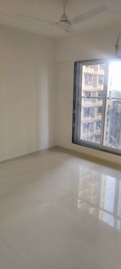 2 BHK Apartment For Rent in UK Iridium