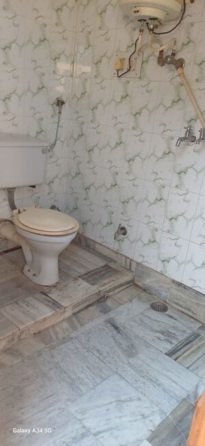 Bathroom in 2 BHK Independent House at Sector 44 – for Rent