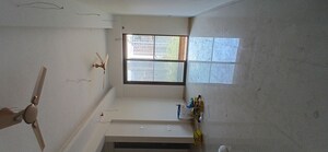 Furnished Amenities in 2 BHK Apartment at Swastik Tulip, Vikhroli East – for Rent