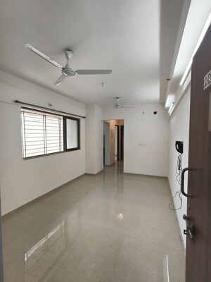 2 BHK Apartment For Rent in Lodha Downtown, Dombivli East