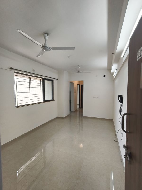2 BHK Apartment For Rent in Lodha Downtown