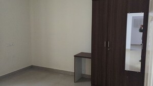 Room in 2 BHK Apartment at Sonestaa I Woods, Bellandur – for Rent