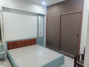 Room in 3.5 BHK Apartment at Nahar Amaryllis Towers and Plaza, Chandivali – for Sale