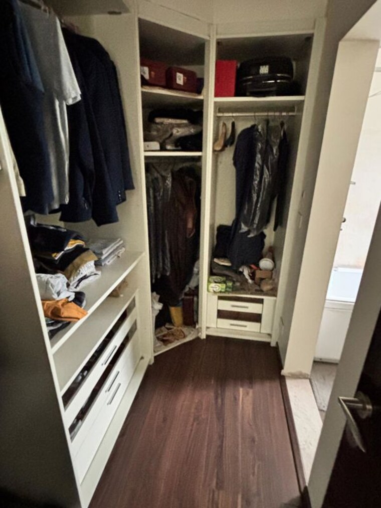 Balcony, dlf-the-icon 3.5 Bedroom 2810 Sq.Ft. Apartment In Dlf Phase V Gurgaon 10313037