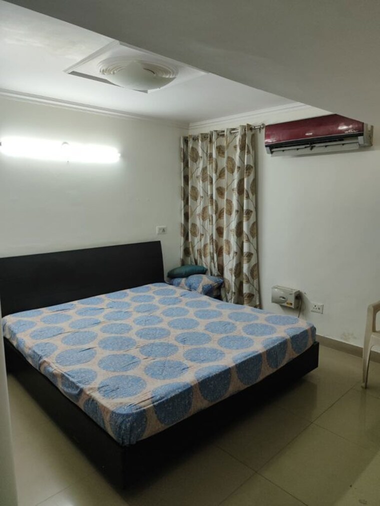Bedroom, sector 26 1 RK 350 Sq.Ft. Independent House In Sector 26 Noida 10313090