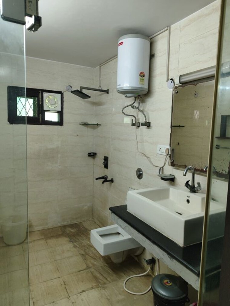 Team Area, sector 26 1 RK 350 Sq.Ft. Independent House In Sector 26 Noida 10313090