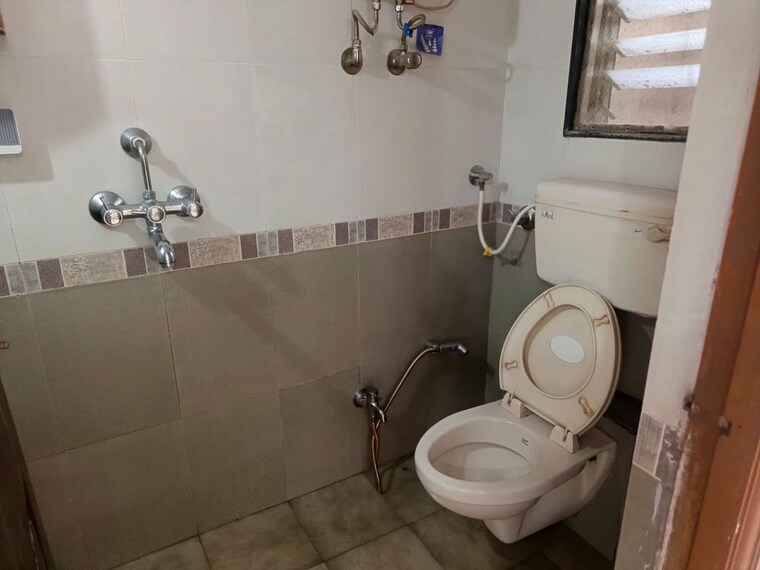 Attached Bathroom, miracle-heights 2 Bedroom 1100 Sq.Ft. Apartment In Kopar Khairane Navi Mumbai 10313089