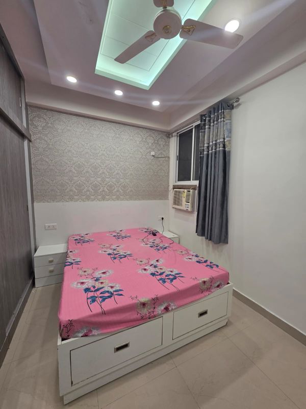 2 BHK Builder Floor For Rent in Sector 27