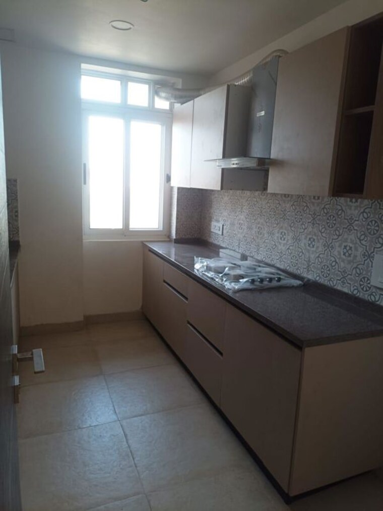 Kitchen, emaar-orange-castle 4 Bedroom 2950 Sq.Ft. Apartment In Gomti Nagar Lucknow 10313091
