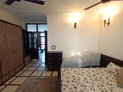 3 BHK + Servant Room Builder Floor For Sale in Hauz Khas