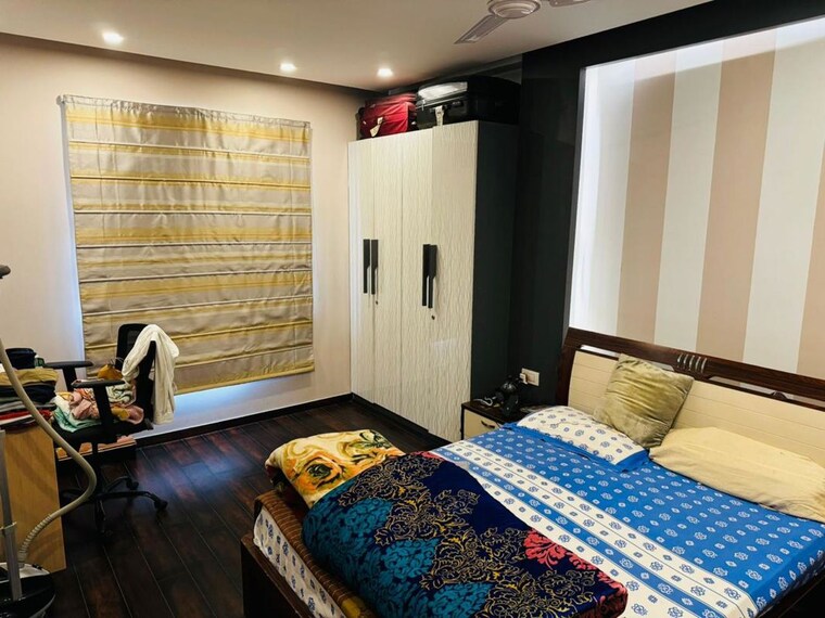 Bedroom, sushant lok i 3 Bedroom 215 Sq.Yd. Builder Floor In Sushant Lok I Gurgaon 10313096