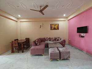 3 BHK Builder Floor For Rent in Sector 57