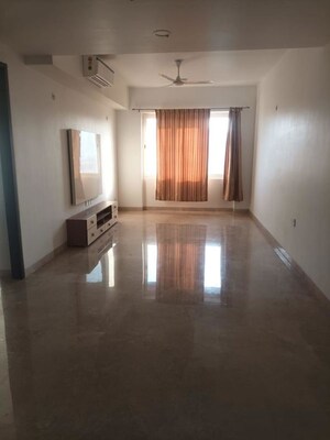 4 BHK Apartment For Rent in Emaar Orange Castle, Gomti Nagar