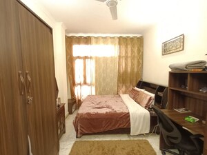 Bedroom in 3.5 BHK Builder Floor at Chittaranjan Park – for Rent