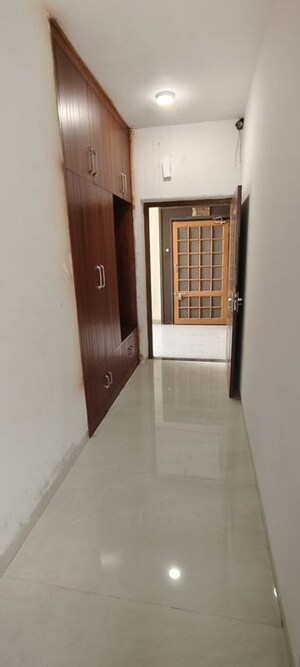  3 BHK Apartment at Parsvnath Planet, Gomti Nagar – for Rent
