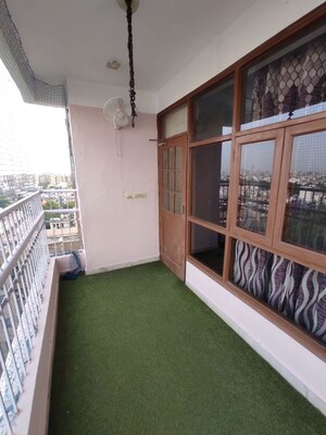 Balcony in 4 BHK Apartment at Doordarshan Apartment, Sector 45 – for Rent