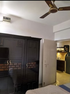 2 BHK + Store Room Apartment For Sale in Vashisht Heights