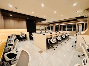  Office Space For Rent in Lotus Link Square Andheri West, Andheri West