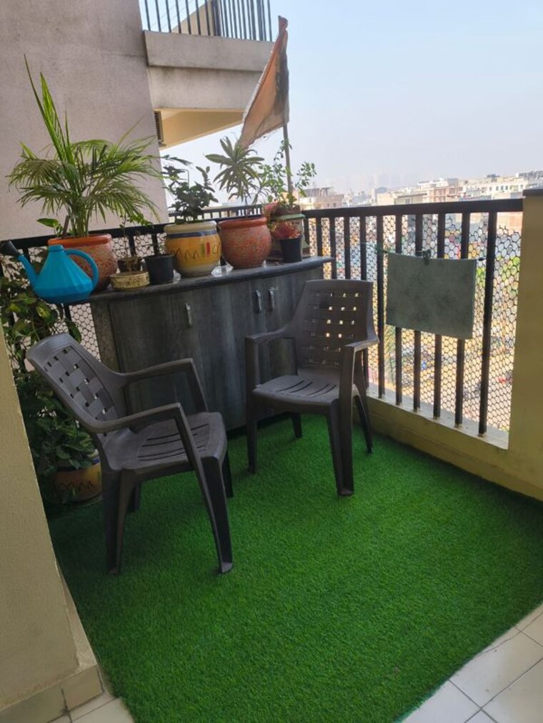 Balcony, gaur-city-2 2 Bedroom 955 Sq.Ft. Apartment In Sector 16c Greater Noida Greater Noida 10313216