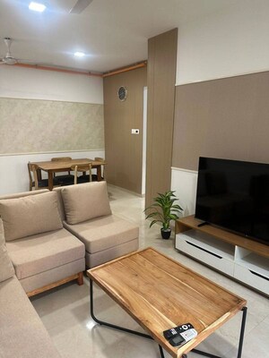 Living Room in 2 BHK Apartment at Andheri West – for Rent