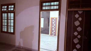 Room in 2 BHK Independent House at Chinhat – for Rent