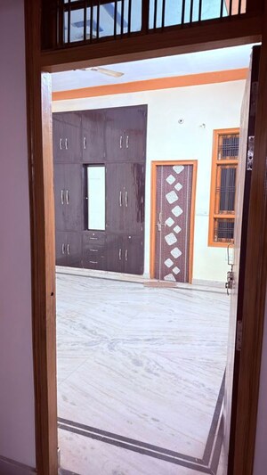 2 BHK Independent House For Rent in Chinhat