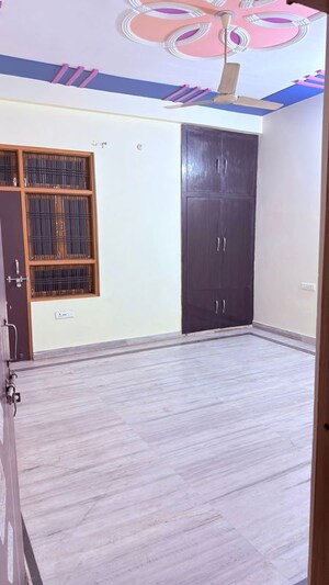 Room in 2 BHK Independent House at Chinhat – for Rent