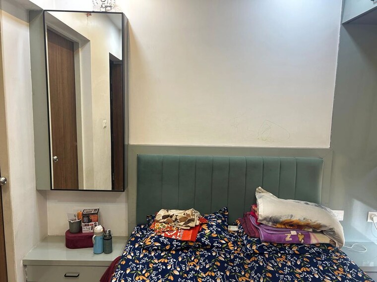 Bedroom, lodha-quality-home-tower-5 1 Bedroom 500 Sq.Ft. Apartment In Majiwada Thane 10313248