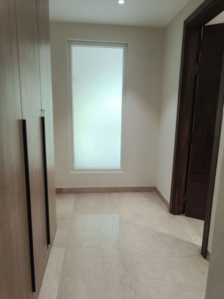 Room, green park extension 4 Bedroom 300 Sq.Yd. Builder Floor In Green Park Extension Delhi 10313301