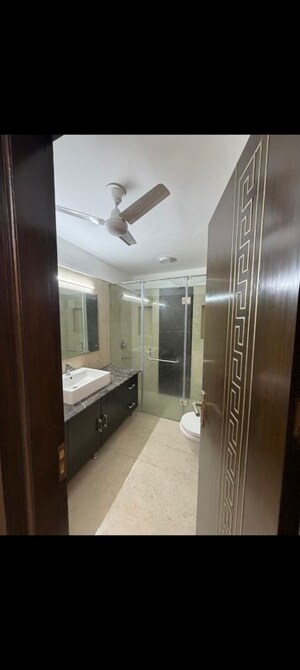 Building Lobby in 4 BHK Builder Floor at Green Park Extension – for Rent