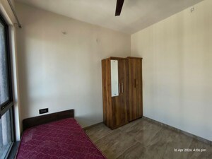 Room in  Pg at Mahalunge – for Rent