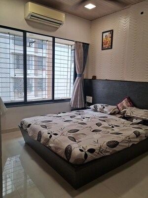 Bedroom in 2 BHK Apartment at Dahisar East – for Sale