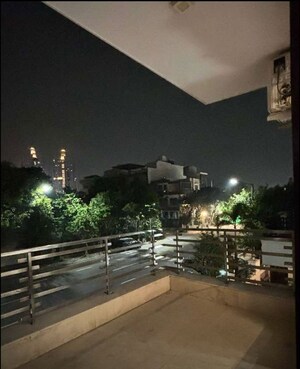 Kitchen in 5 BHK Independent House at Super MIG, Sector 105 – for Rent