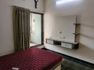 Bedroom in 2 BHK Apartment at Sanpada – for Rent