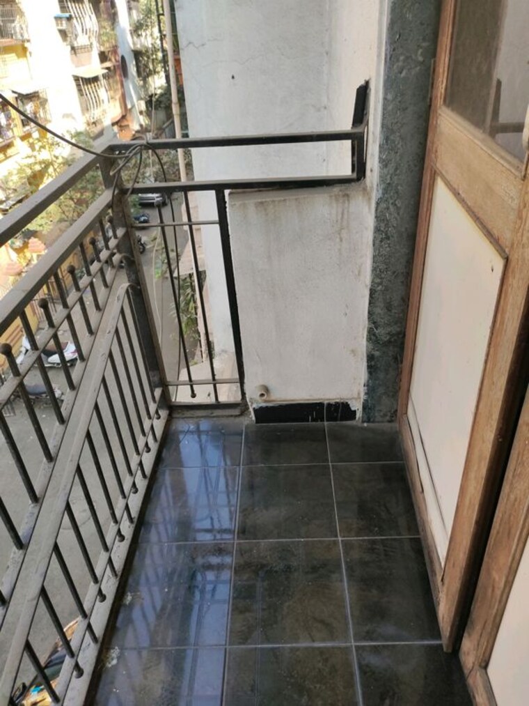 Balcony, sanpada 2 Bedroom 1100 Sq.Ft. Apartment In Sanpada Navi Mumbai 10313446