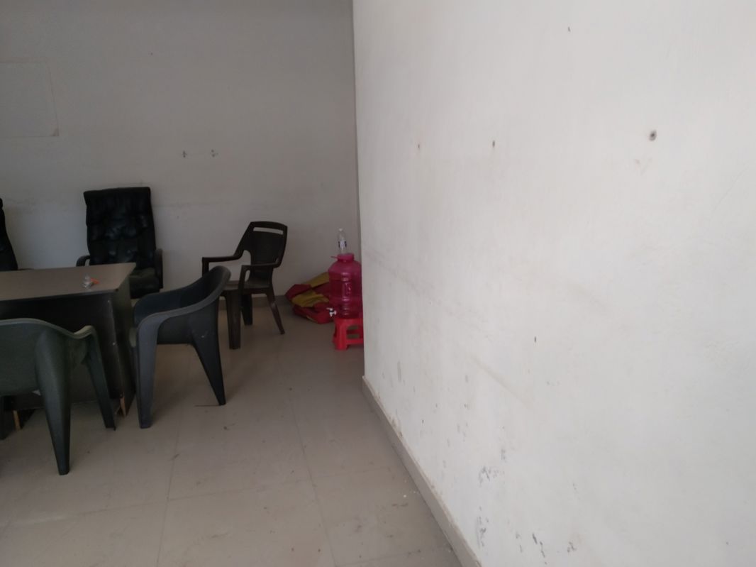 Retail Shop For Sale in Mokarwadi