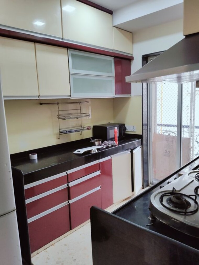Kitchen, malad east 2.5 Bedroom 750 Sq.Ft. Apartment In Malad East Mumbai 10313462
