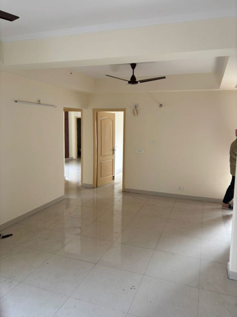 undefined, rg-residency-ph-iii 3 Bedroom 1503 Sq.Ft. Apartment In Sector 120 Noida 10313448