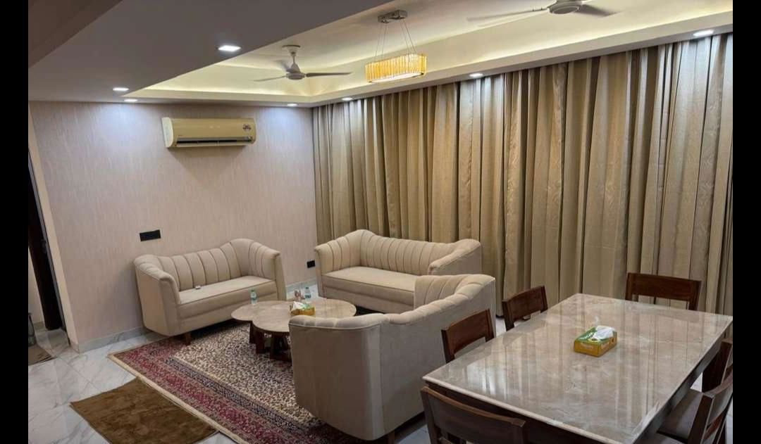 3 BHK 1700 Sq.Ft. Apartment in Allwin El Spazia