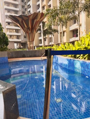 Swimming Pool in 5 BHK Apartment at Chandak 34 Park Estate, Goregaon West – for Sale