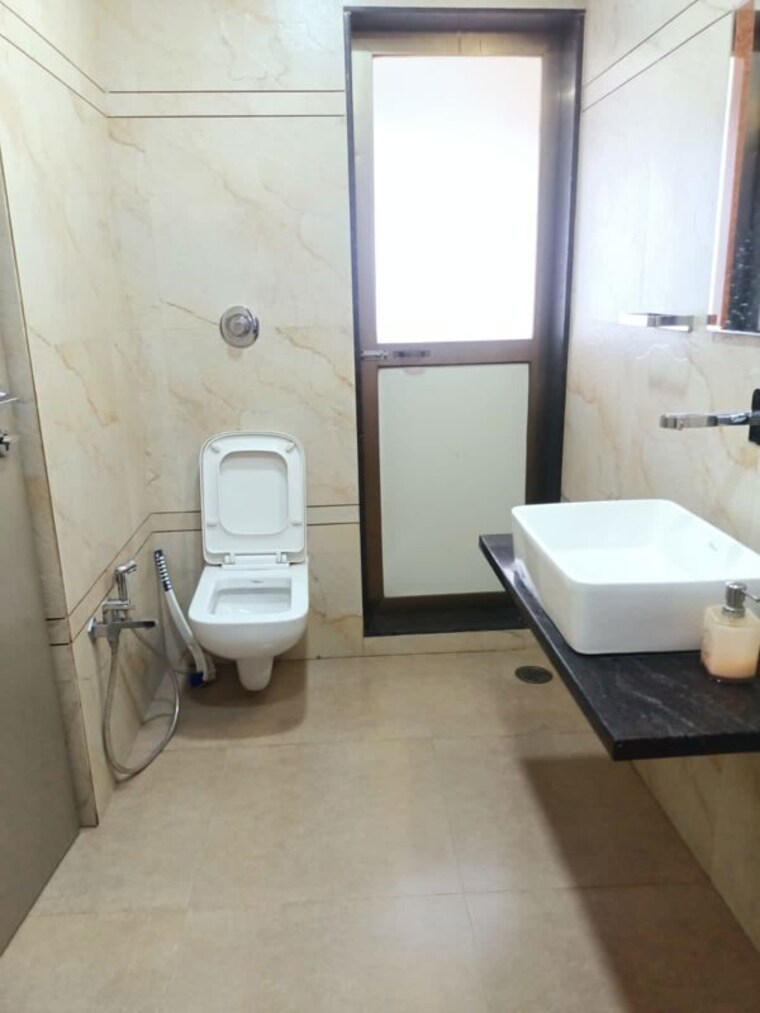 Bathroom, tharwani-rosa-bella 2 Bedroom 1250 Sq.Ft. Apartment In Kharghar Navi Mumbai 10313465