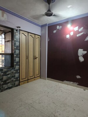 Room in 2 BHK Apartment at Swastik Palms CHS, Brahmand – for Rent