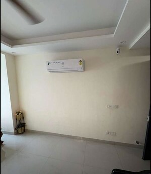 Bathroom in 3 BHK Apartment at Maxxus Elanza, International Airport Road – for Rent