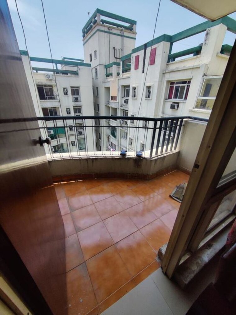 Kitchen, gnida-lohiya-enclave-omicron-1a 2 Bedroom 200 Sq.Mt. Villa In Omicron 1a Greater Noida Greater Noida 10313550