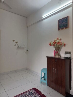 Furnished Amenities in 1 BHK Apartment at Vaibhavshali Apartment, Kharghar Sector 11 – for Rent