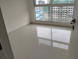 Room in 2 BHK Apartment at Godrej Boulevard, Manjari – for Rent